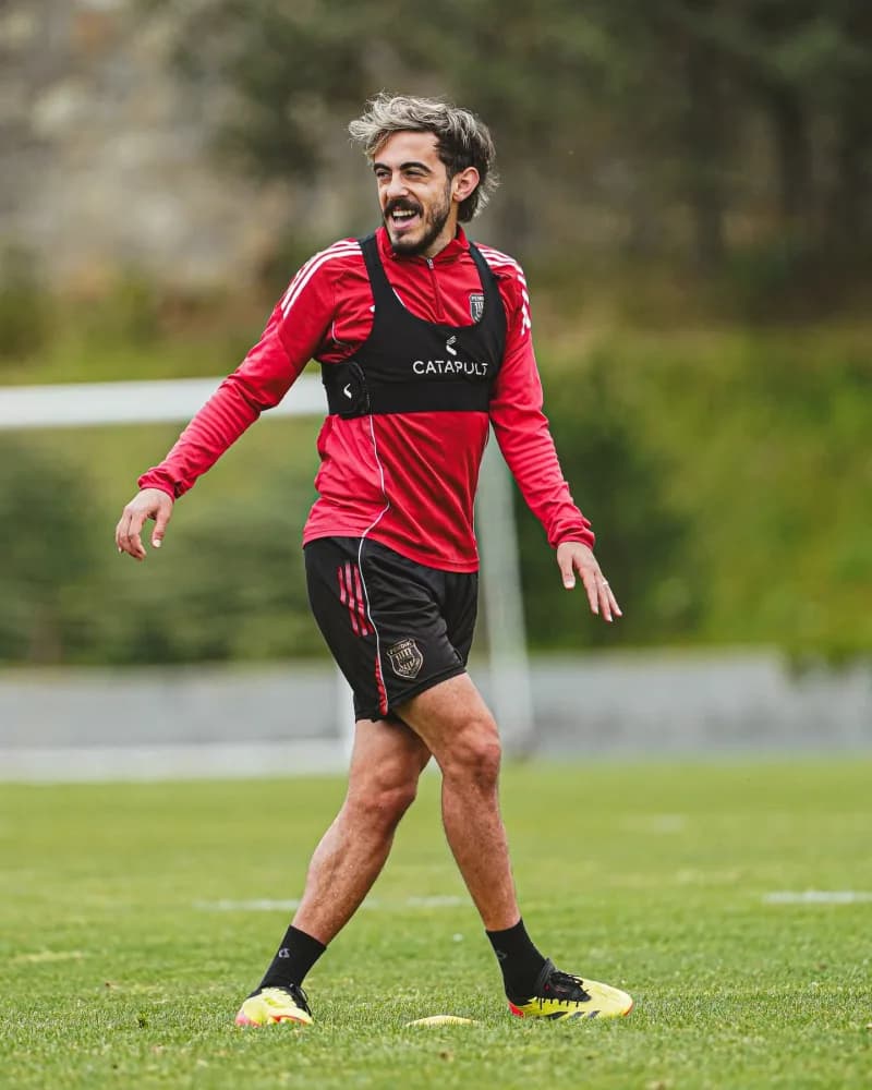 Çalışmalarımızı sürdürüyoruz. 🔴⚪️