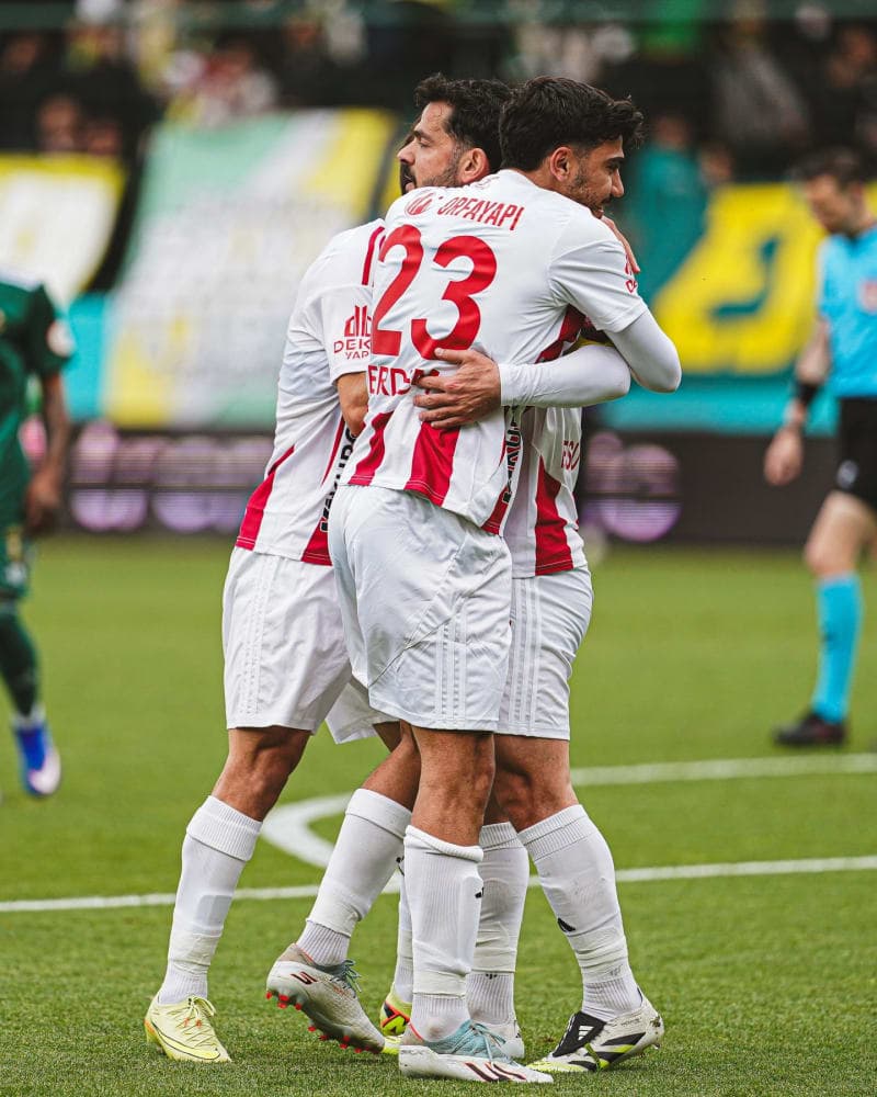 İlk yarıdan kareler. 📸