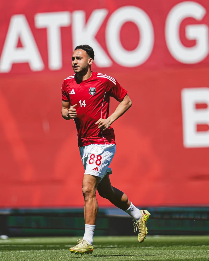 Isınmamızdan kareler.